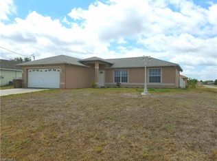 3815 13th St W, Lehigh Acres, FL 33971