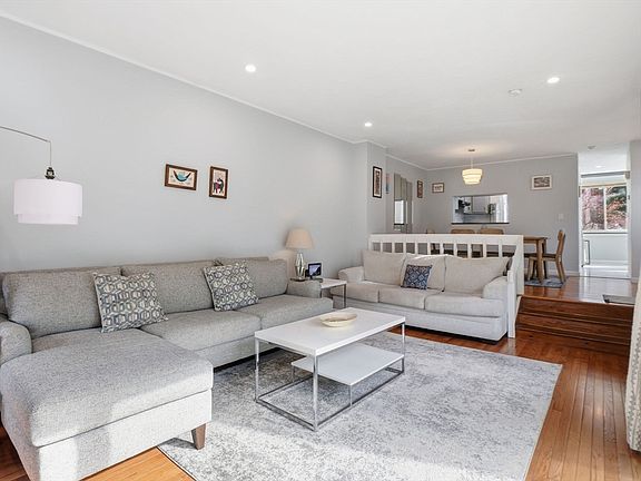 4th image of 255 North Rd Unit 103