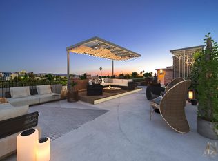 7018 Alabama Ave #300, Canoga Park, CA 91303