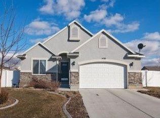 1438 N 2530 W, Clinton, UT 84015