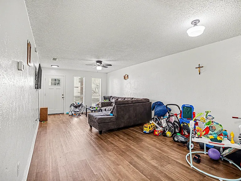 7700 Mary Dr #7702 — Photo 20