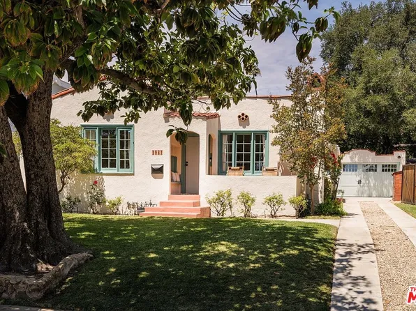 1961 Queensberry Rd, Pasadena, CA 91104