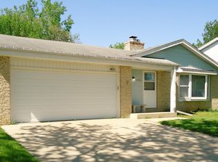 2130 E Poplar Ave, Oak Creek, WI 53154