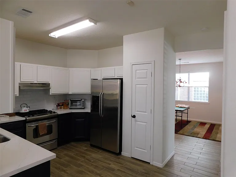 2919 Desert Oasis Ln — Photo 11