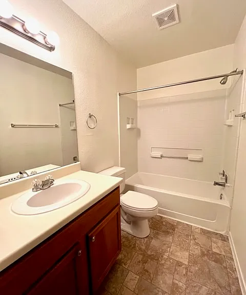1316 Dakota Dr — Photo 6