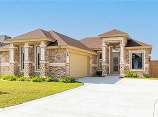 515 Pine Oak St, Donna, TX 78537