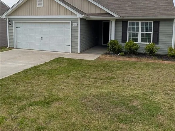 4035 Meredith Woods Ln, Winston Salem, NC 27107