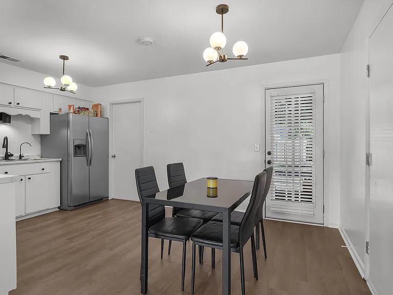 783 Inwood Dr — Photo 10