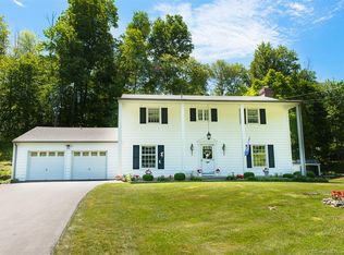 241 Jinny Hill Rd, Cheshire, CT 06410