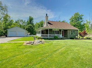 5360 Crittenden Rd, Akron, NY 14001