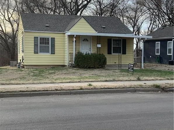 904 N River Blvd, Independence, MO 64050