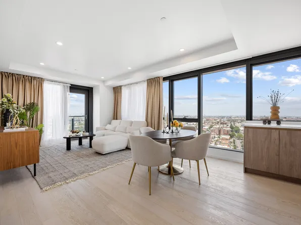 2286 Cropsey Avenue image 5 of 27