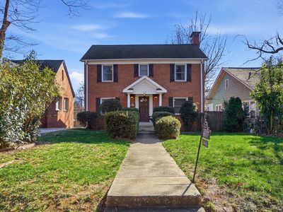 617 Grandin Rd, Charlotte, NC, 28208