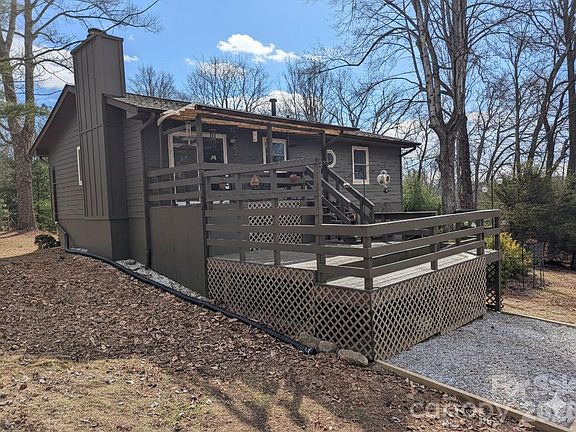 2nd image of 43 Deer Run Dr