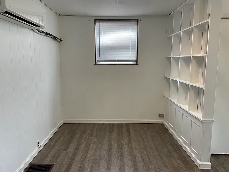 110 S Main St #110 — Photo 4