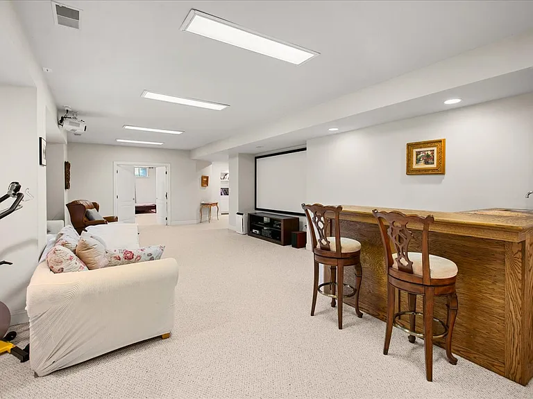 10243 Brittenford Dr — Photo 51