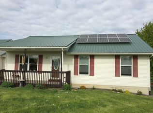 2417 Briggsville Rd, Fowlerville, MI 48836