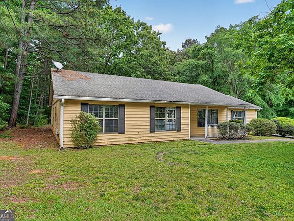 2nd image of 4442 Lombard Rd