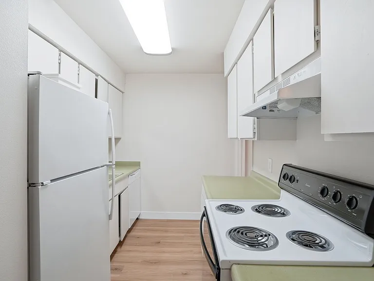 3102 E 27th Ave — Photo 36
