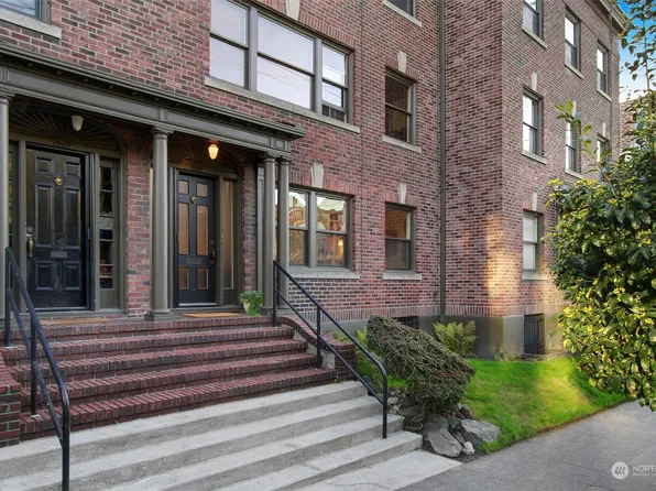 1136 13th Avenue #103, Seattle, WA 98122