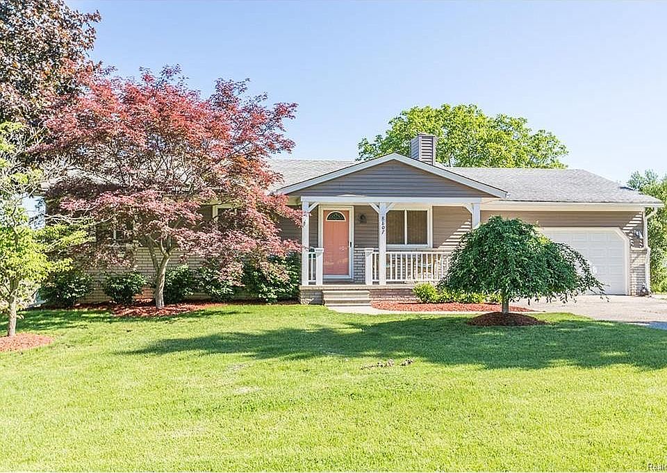 1st image of 8807 Skylane Dr