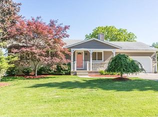 8807 Skylane Dr, Brighton, MI