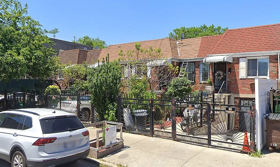 1st image of 1450 Hancock St #1