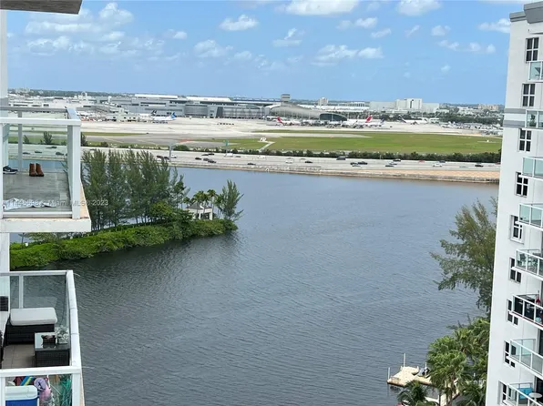 5085 NW 7th St #Penthouse 6, Miami, FL 33126