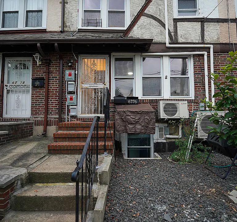 1st image of 6776 Dartmouth St