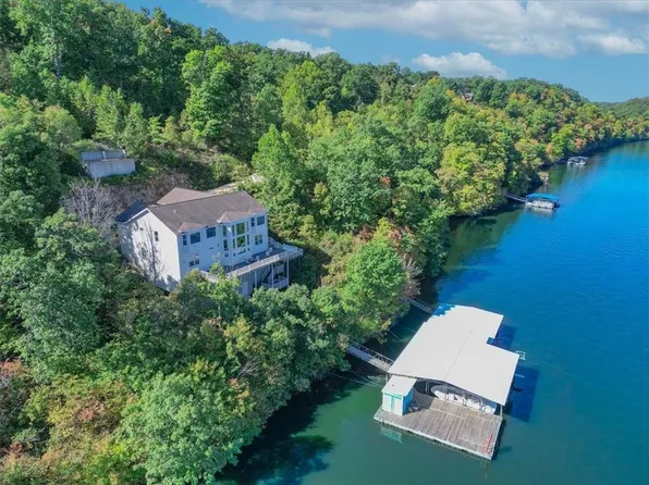 101 Lyrewood Ln, Climax Springs, MO 65324