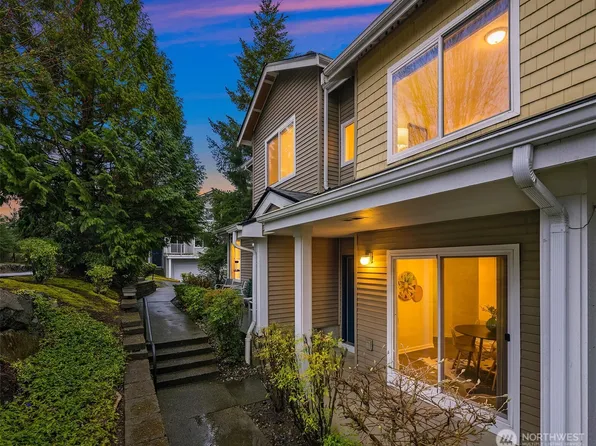 14723 1st Lane NE #102, Duvall, WA 98019