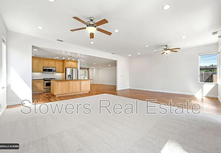 8049 Elgin Ln — Photo 44