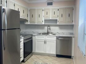 402 Monaco Park, Delray Beach, FL