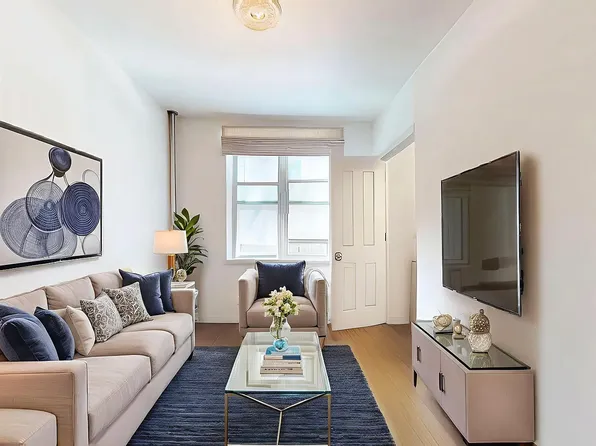 155 East 92nd Street image 1 of 5