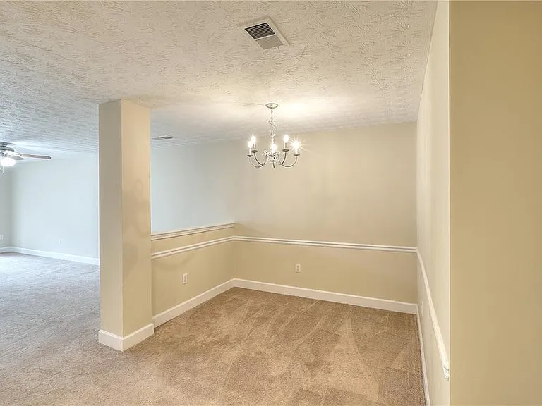 453 Tara Commons Cir — Photo 31