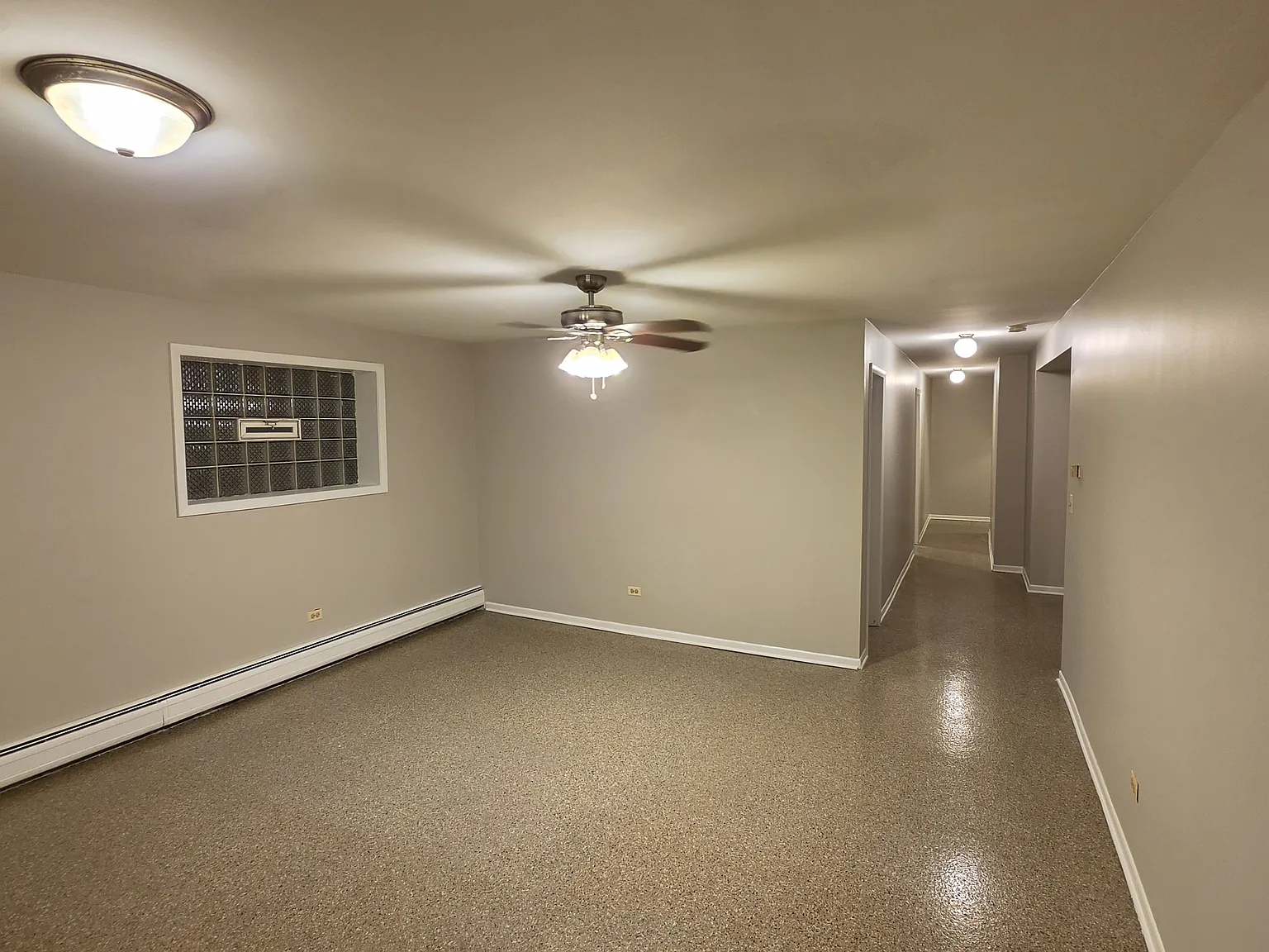2 bed, 850 sqft, $1,375 — Photo 4