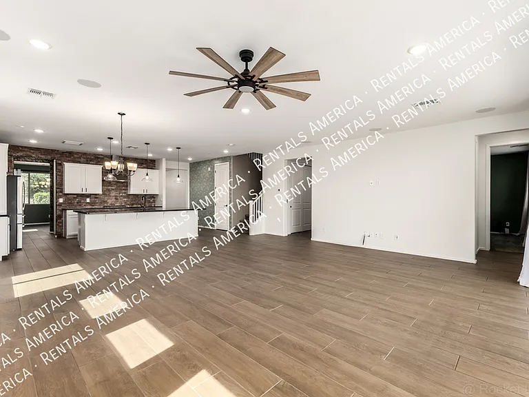 13695 N 145th Dr — Photo 22