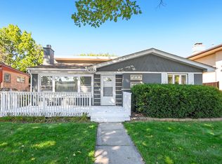 4024 W 106th St, Oak Lawn, IL 60453