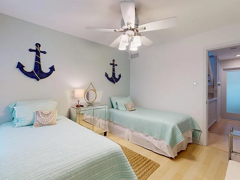 701 Bayshore Ave #701 — Photo 45