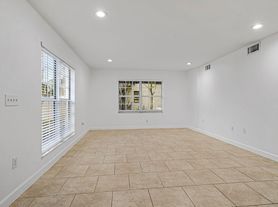 3525 NW 114th Ln, Pompano Beach, FL