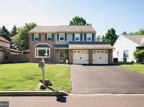 3 Hedgerow Ln, Horsham, PA 19044