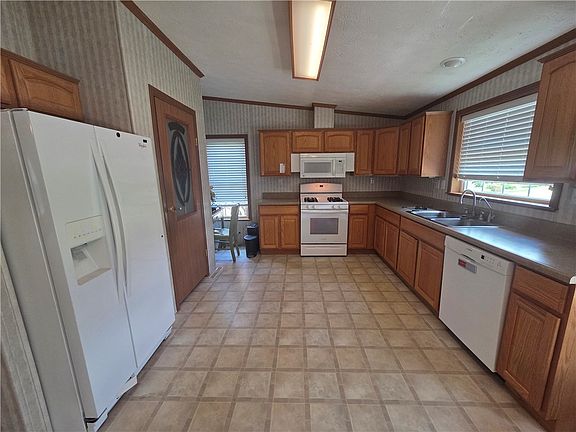 5th image of 1405 16th St
