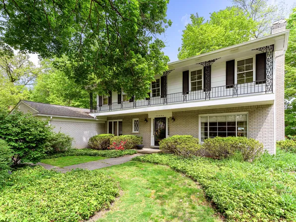 30554 Lincolnshire E, Franklin, MI 48025