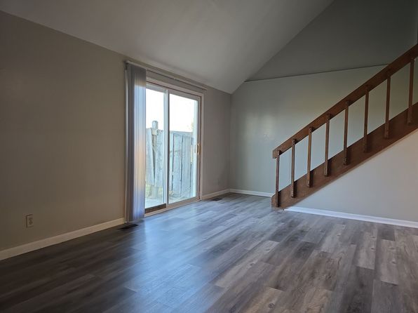 22118 Maple Ct APT 311