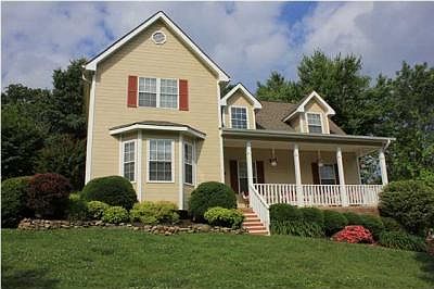 1st image of 7907 Woodstone Dr
