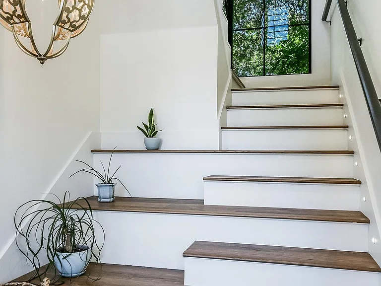 1304 Navasota St — Photo 11