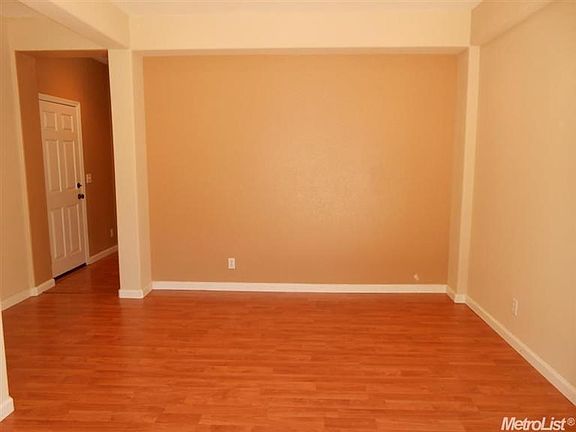 5th image of 2357 Golden Leaf Ln
