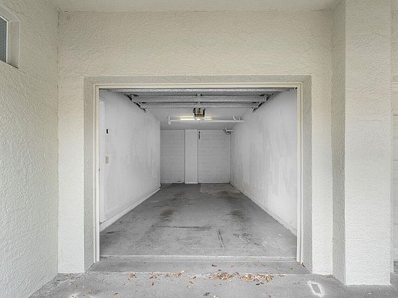 2nd image of 102 SW Peacock Blvd APT 2-205