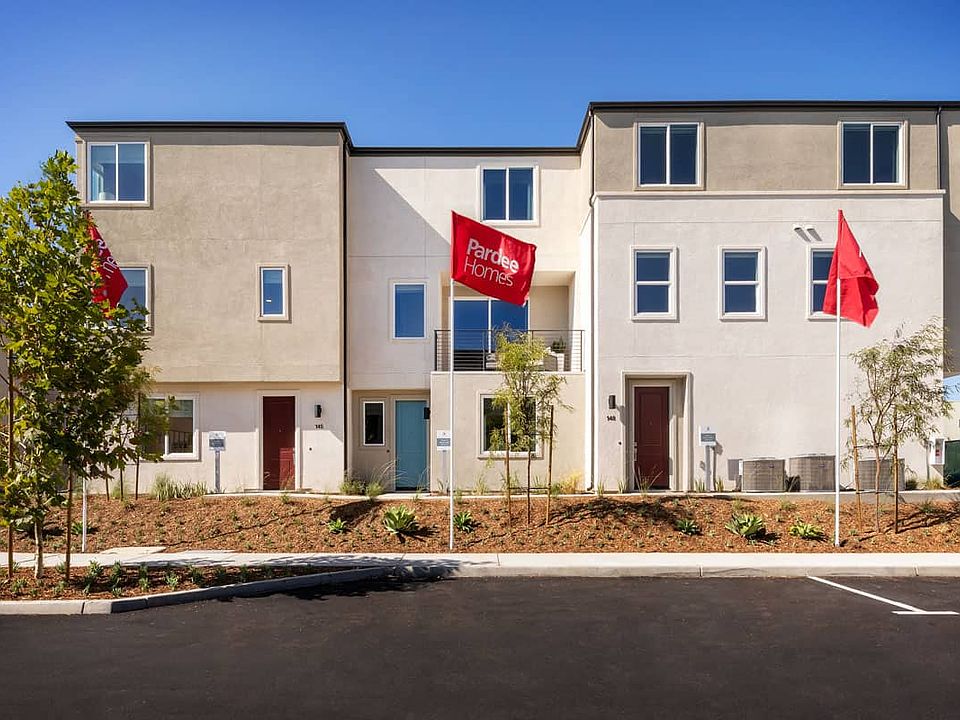 Solmar Model Complex Exterior