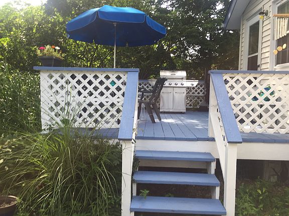 3rd image of 34 Inkberry Trl